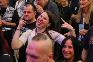 We Salute You | AC/DC-Tributeband | Bericht zum Fan-Meeting in Gensingen und den Konzerten am 12. und 13. (Unplugged) in der Nahetal Arena